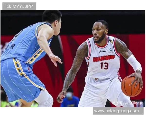 深圳篮球队阵地战革新探讨:从战术到执行的全方位提升之路